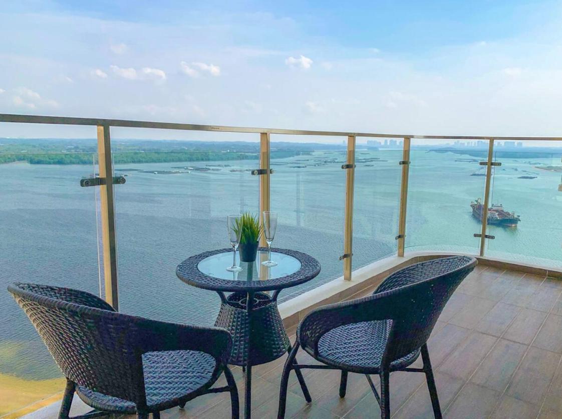 Country Garden Danga Bay @ Uha Lejlighedshotel Johor Bahru Eksteriør billede